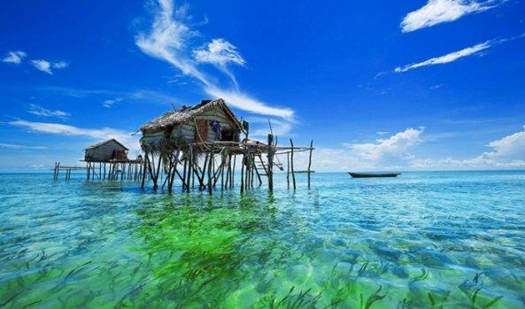 3月27日360浏览器怎么是黑白的？游戏画面