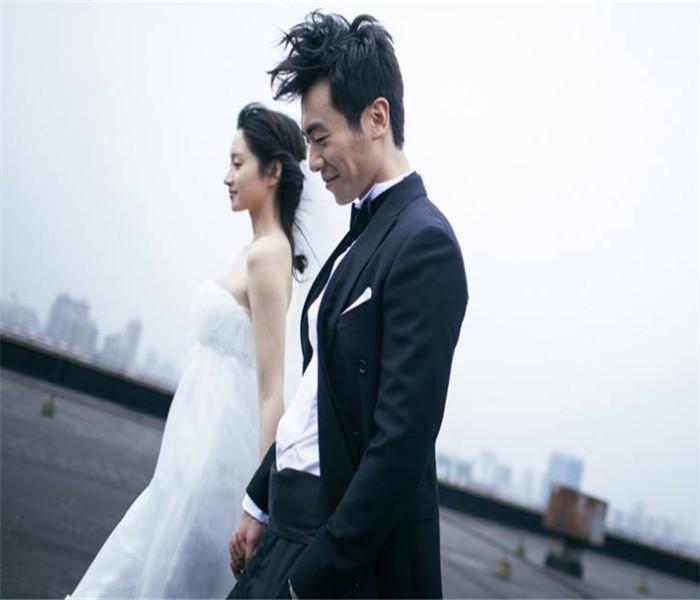 为什么突然会长白头发?