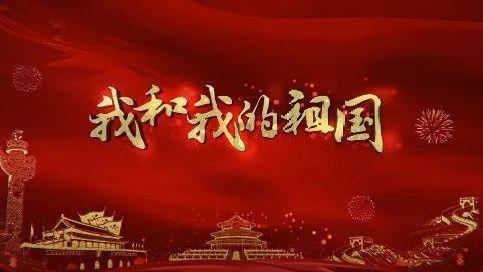 外地游客逛早市遇鱿鱼“刺客”，市场管理员霸气撑腰：“你砸我们早市碗，我砸你的锅！”