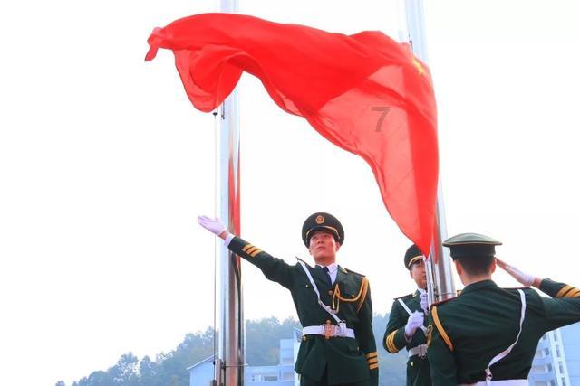 不想去上班，有没有在家挣钱的路子？游戏画面