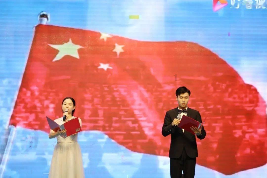 公募扎堆调研三大行业,明星基金经理钟爱小市值公司