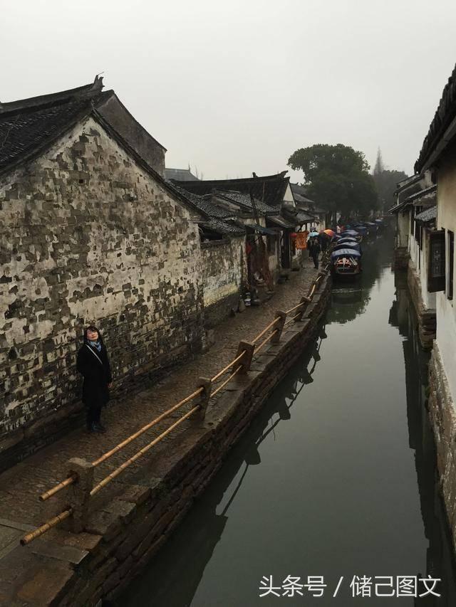 一份工作赚的很多却让你很不开心该继续还是离职？游戏画面