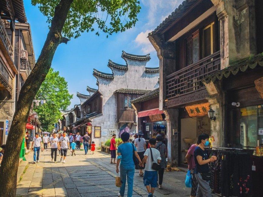 清朝时的太监,都会在裤子中藏一样东西!因为关键时候能派上用场