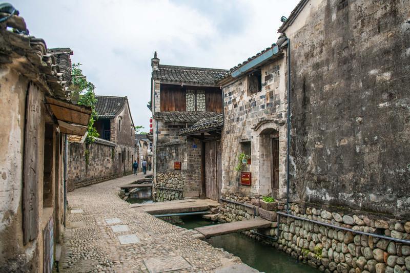 小号热出 连号重现