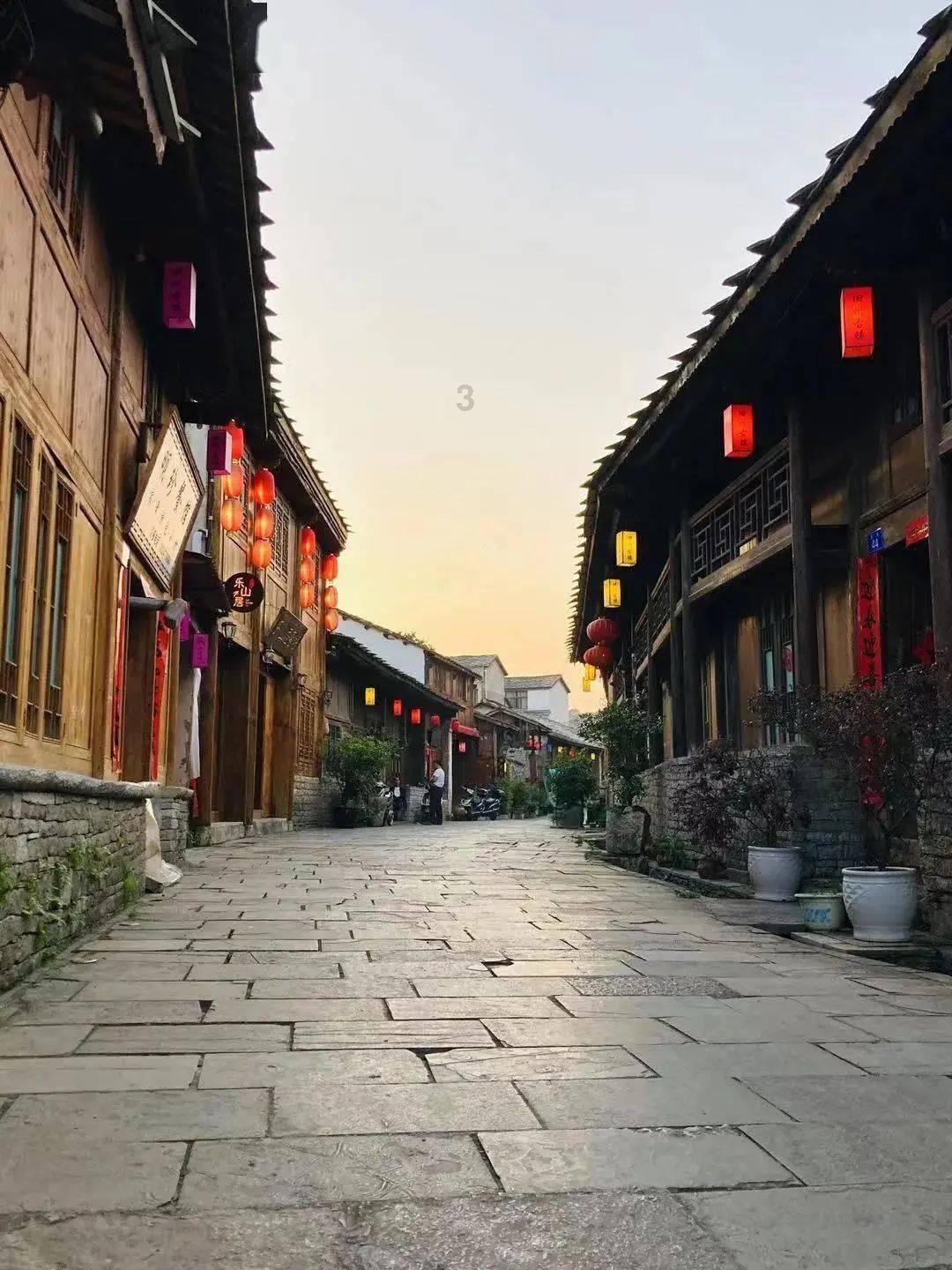 沙漠前行